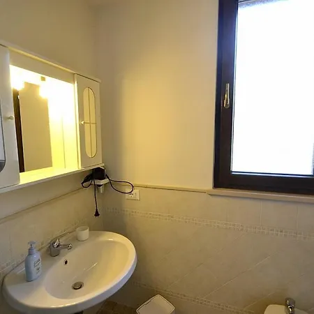 Sleeps 6 Air Con Wifi *